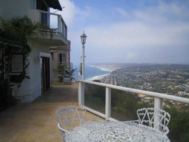 Main Photo: LA JOLLA Residential Rental for rent : 3 bedrooms : 7375 Caminito Bassano