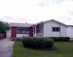 Main Photo: 120 CORMORANT Bay in WINNIPEG: Windsor Park / Southdale / Island Lakes Single Family Detached for sale (South East Winnipeg) : MLS®# 9909242