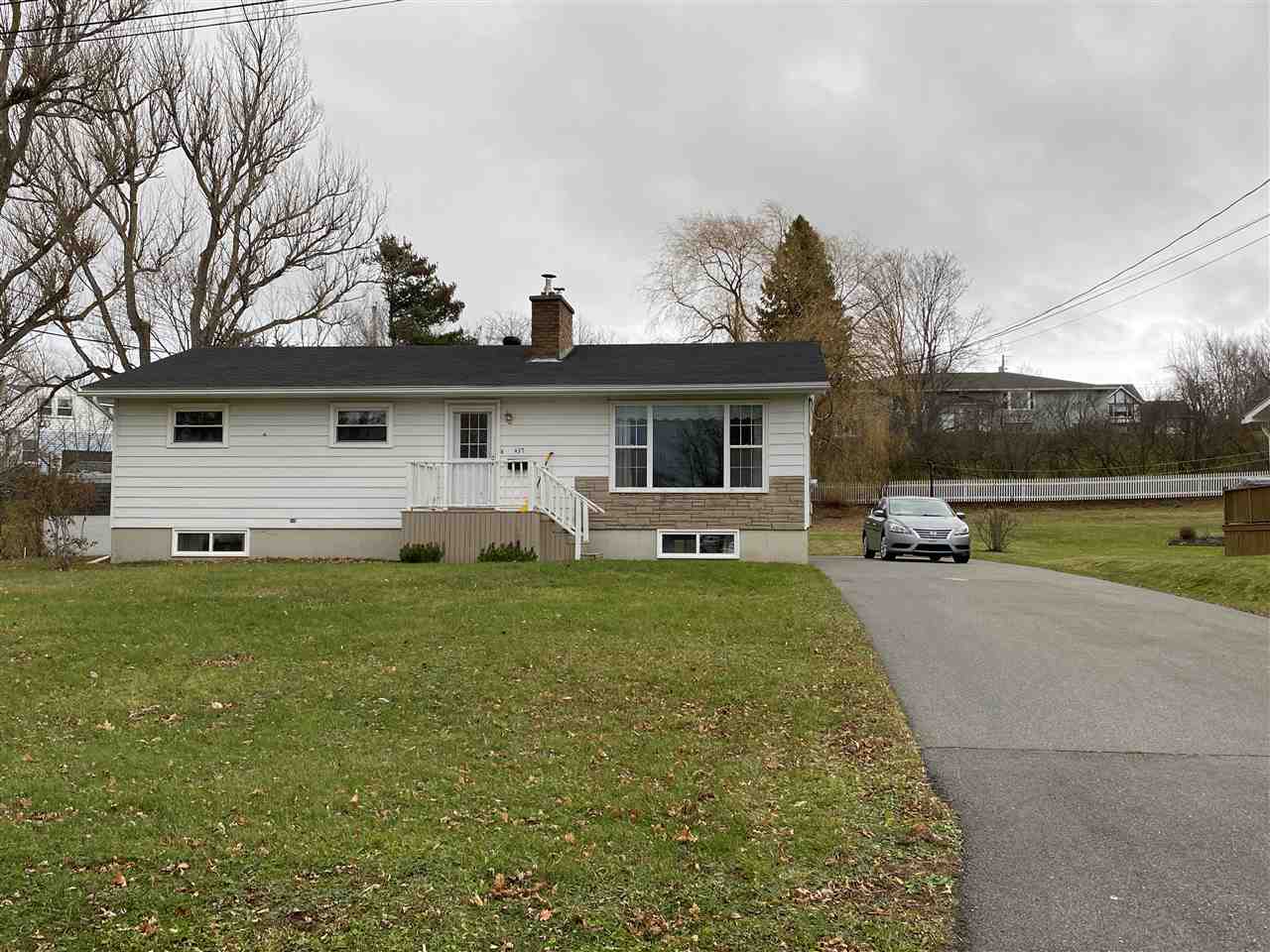 FEATURED LISTING: 437 Brookside Avenue New Glasgow