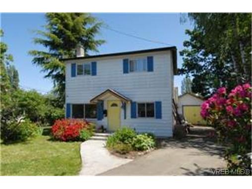 Main Photo: 241 Stormont Road in VICTORIA: VR View Royal Single Family Detached for sale (View Royal) : MLS® # 247043