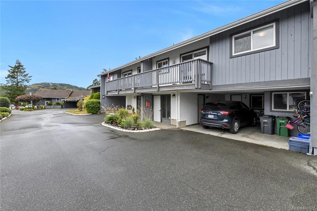 FEATURED LISTING: 5 - 4391 Torquay Dr Saanich