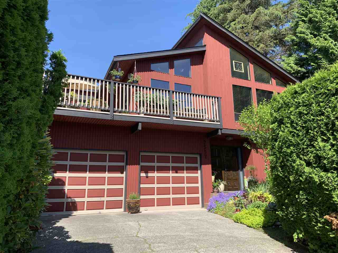 FEATURED LISTING: 2557 PEREGRINE Place Coquitlam