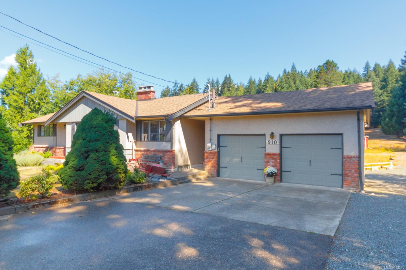 FEATURED LISTING: 910 Latoria Rd