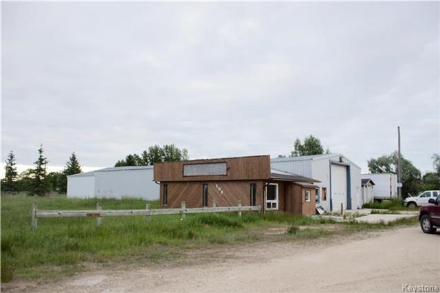 Main Photo: 520 Traverse Road in Ste Anne: Industrial / Commercial / Investment for sale (R06) : MLS®# 1719581