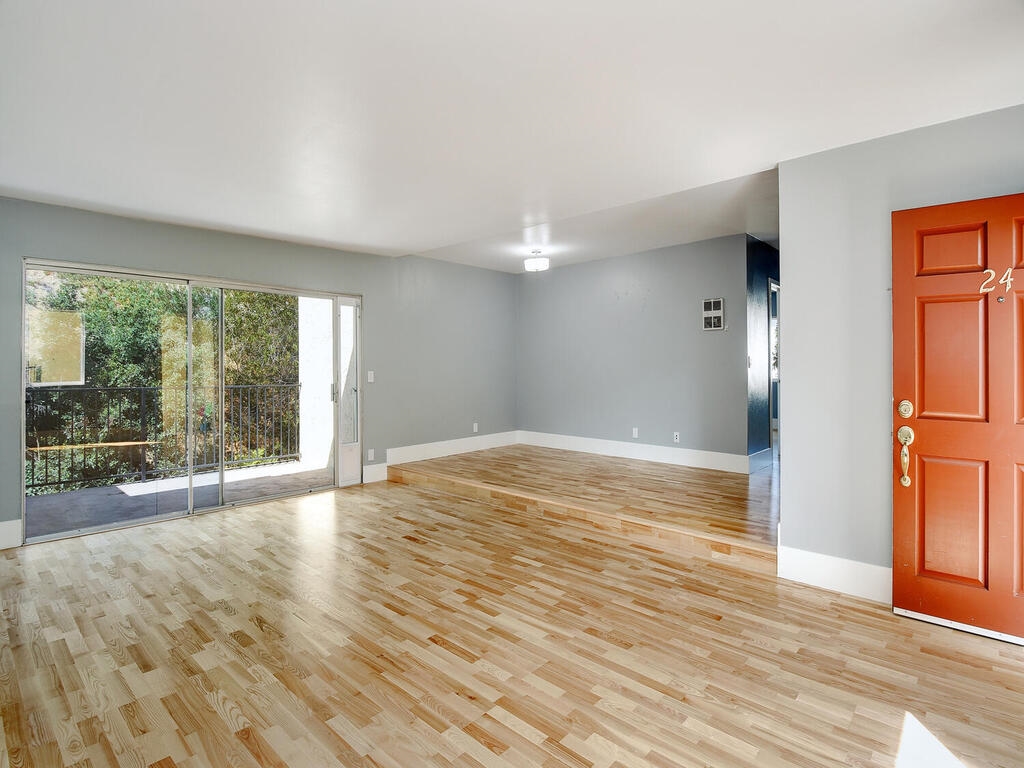FEATURED LISTING: 24 - 2850 Reynard Way San Diego