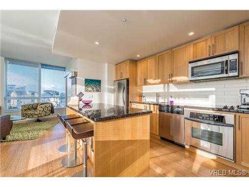 FEATURED LISTING: 602 399 Tyee Road VICTORIA
