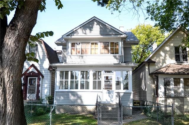Main Photo: 600 Lipton Street in Winnipeg: West End Residential for sale (5C) : MLS®# 1823374