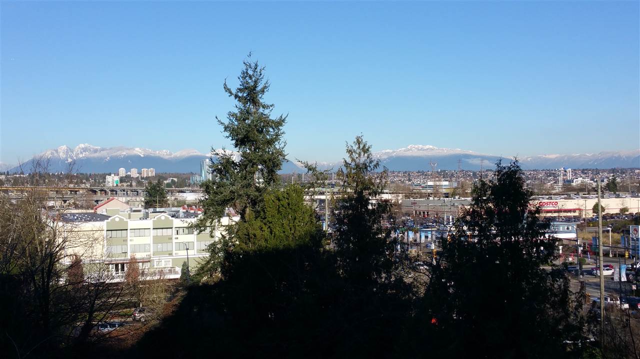 FEATURED LISTING: 817 - 8988 PATTERSON Road Richmond