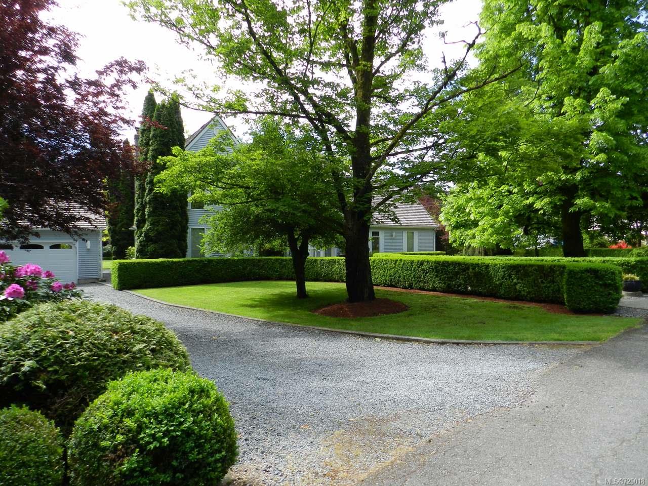 FEATURED LISTING: 4749 FAIRBRIDGE DRIVE DUNCAN