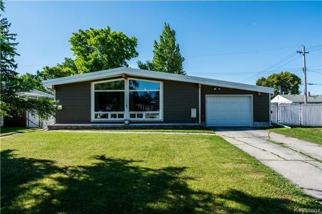 Main Photo: 16 Fleury Place in Winnipeg: Windsor Park Residential for sale (2G) : MLS®# 1713248