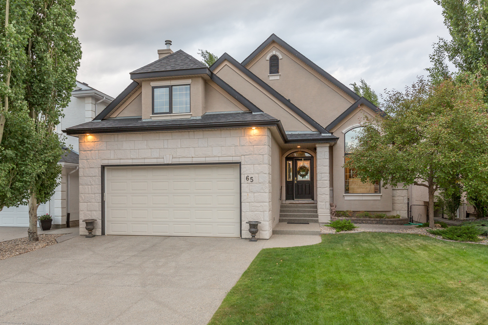Main Photo: 65 MT ALBERTA View SE: McKenzie Lake 1 and Half Storey for sale () : MLS®# C3628496