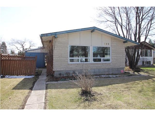 FEATURED LISTING: 582 Bruce Avenue Winnipeg