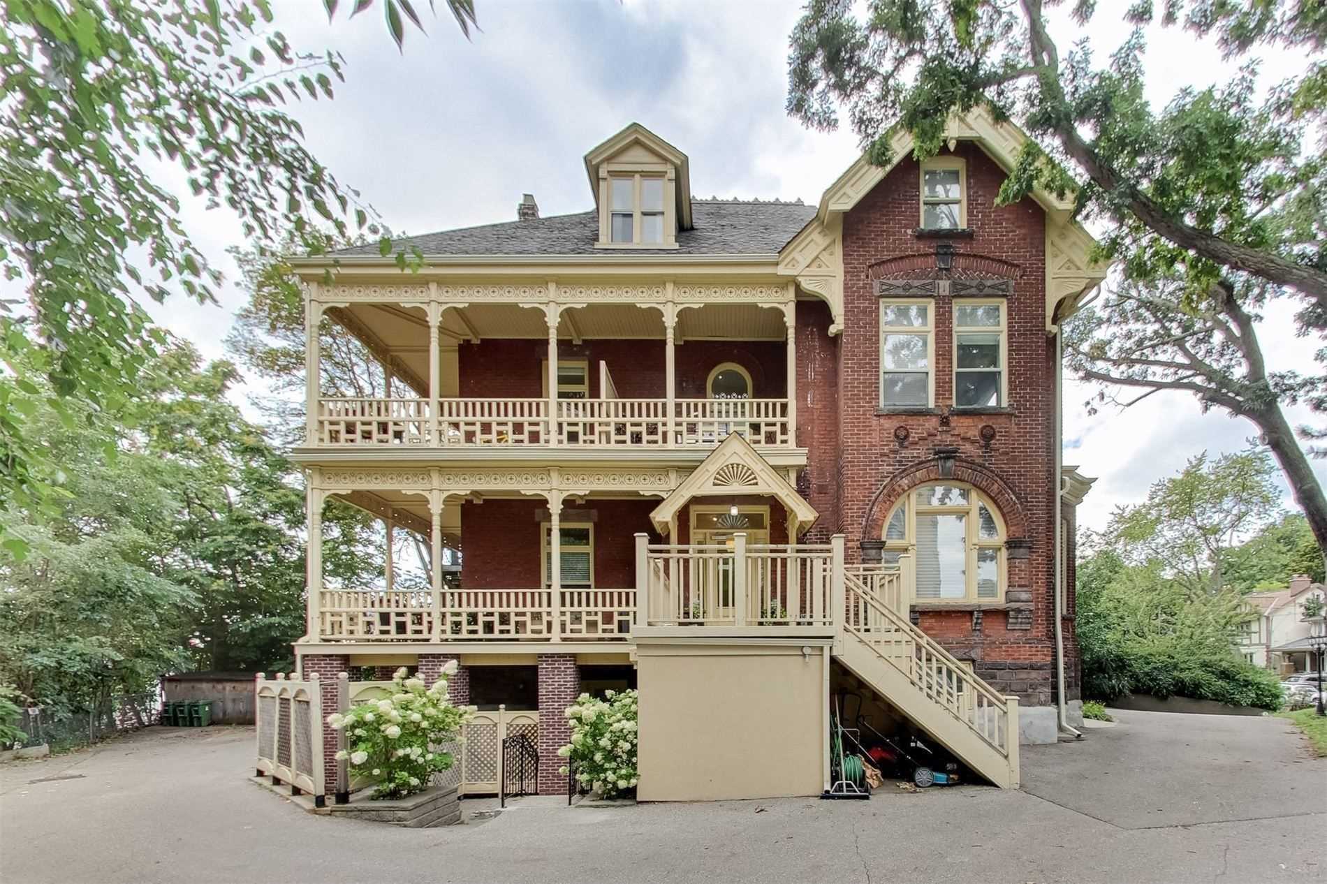 FEATURED LISTING: Ph 7 - 32 Gothic Avenue Toronto