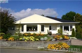 FEATURED LISTING: VICTORIA