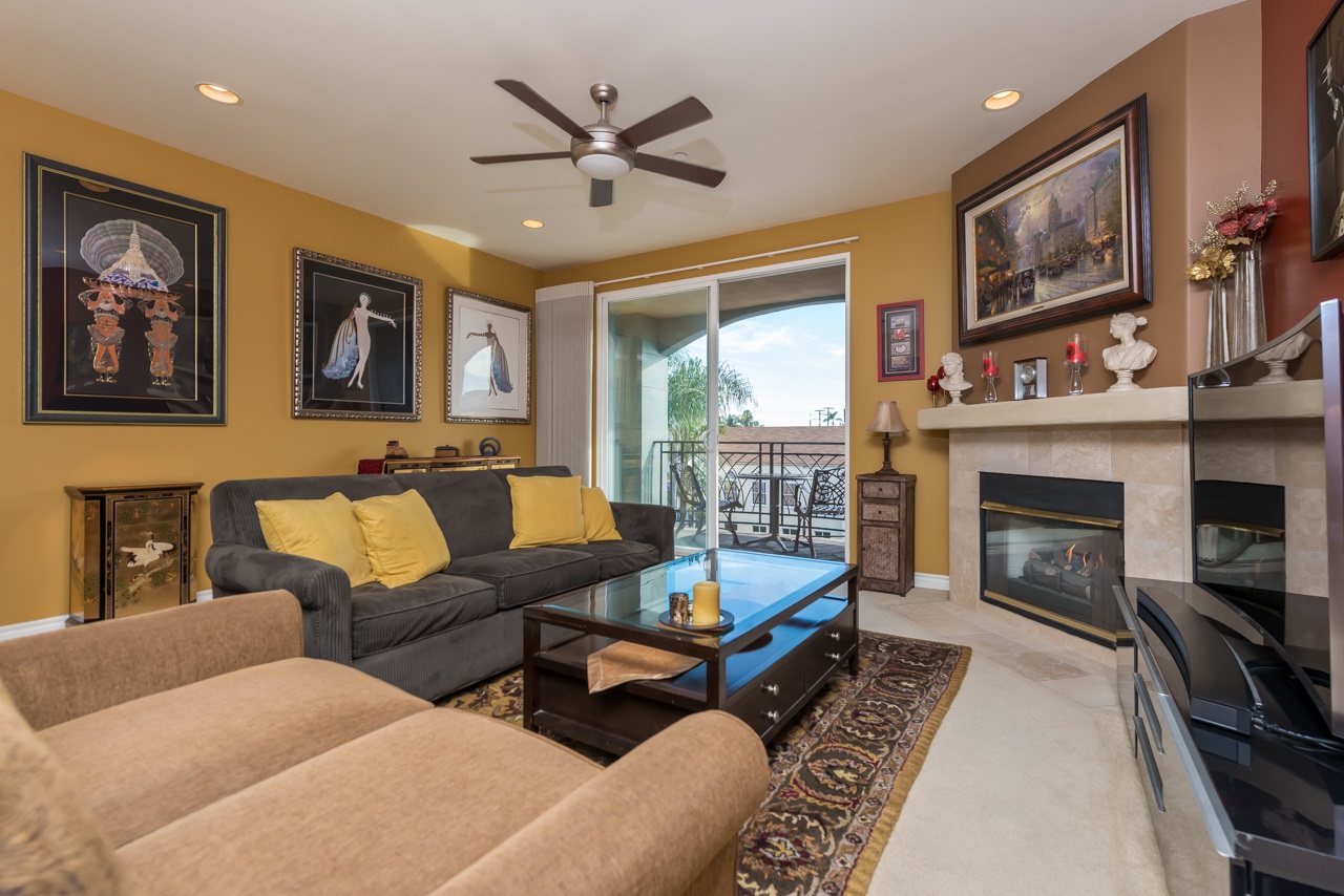 Main Photo: HILLCREST Condo for sale : 2 bedrooms : 3990 Centre St. #301 in San Diego