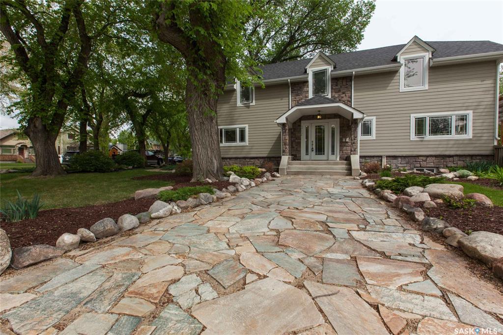 FEATURED LISTING: 317 Albert Avenue Saskatoon
