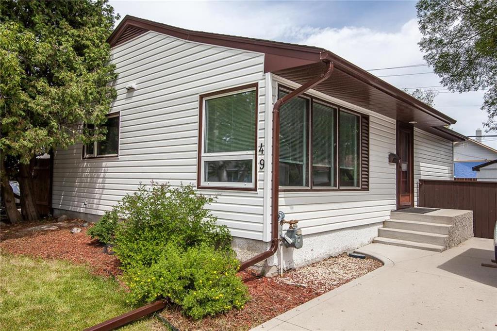 FEATURED LISTING: 49 Beaverbend Crescent Winnipeg