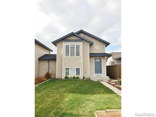 Main Photo: 607 Reddekopp Drive: Martensville Single Family Dwelling for sale (Saskatoon NW) : MLS®# 535029