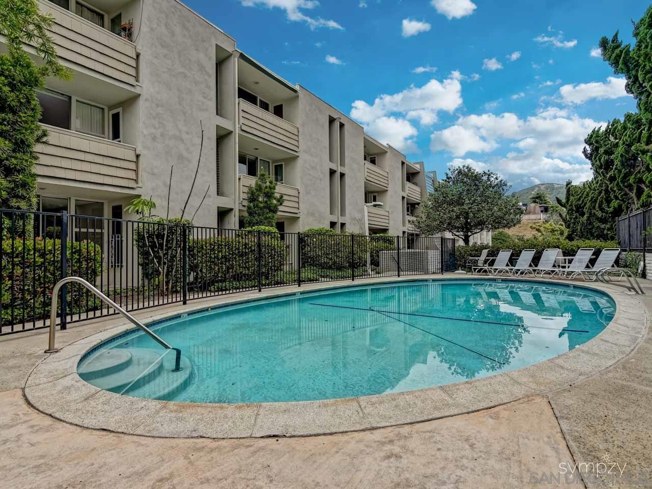 FEATURED LISTING: 312 - 2510 TORREY PINES RD LA JOLLA