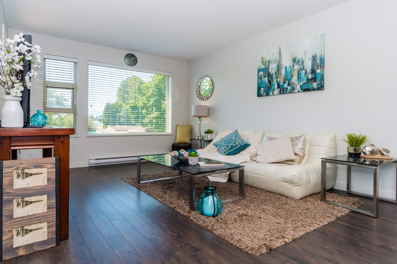 Main Photo: 308 1677 LLOYD AVENUE in North Vancouver: Pemberton NV Condo for sale : MLS®# R2182915