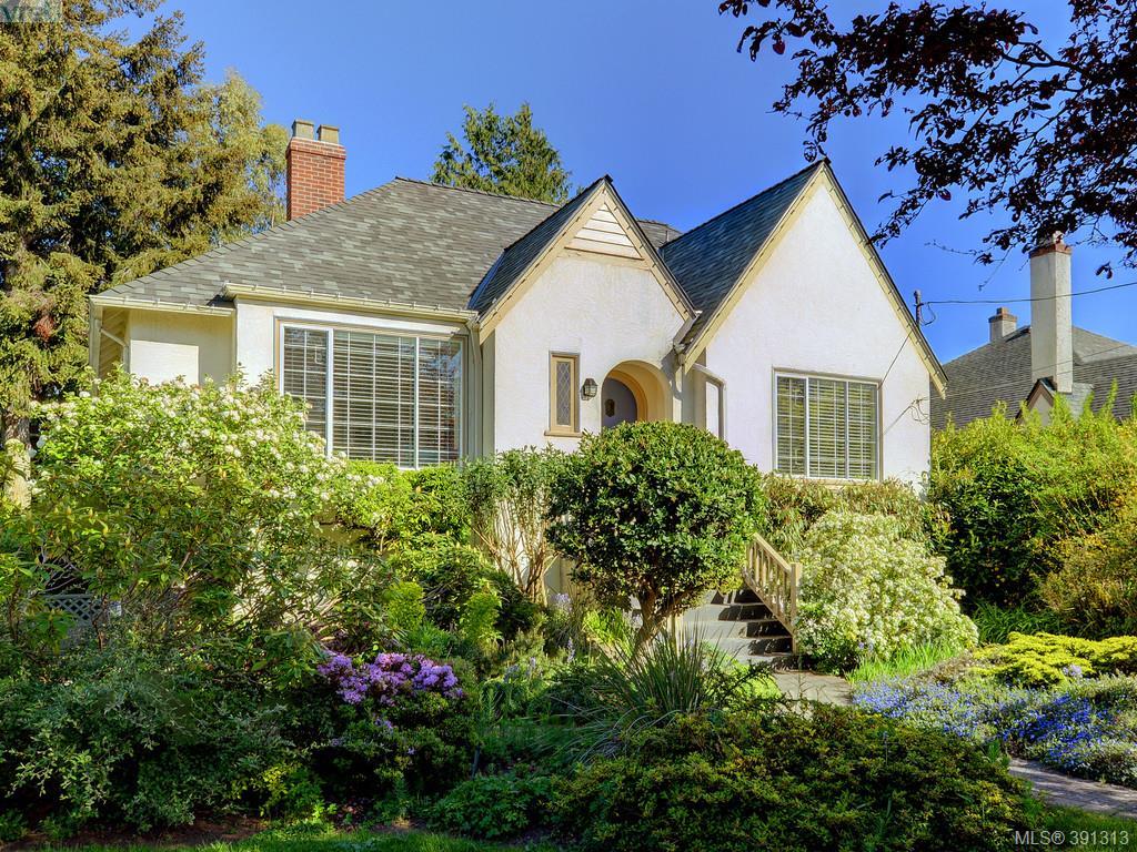 Main Photo: 1941 St. Ann Street in VICTORIA: OB North Oak Bay Single Family Detached for sale (Oak Bay) : MLS®# 391313