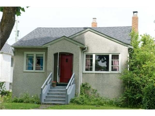 Main Photo: 3479 W 10th Avenue in Vancouver: House for sale : MLS(r) # V902677