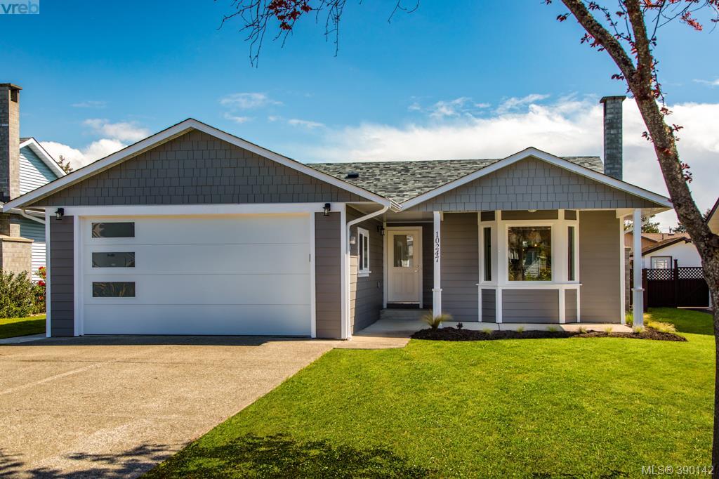 Main Photo: 10247 Cleveland Road in SIDNEY: Si Sidney North-East Single Family Detached for sale (Sidney) : MLS®# 390142