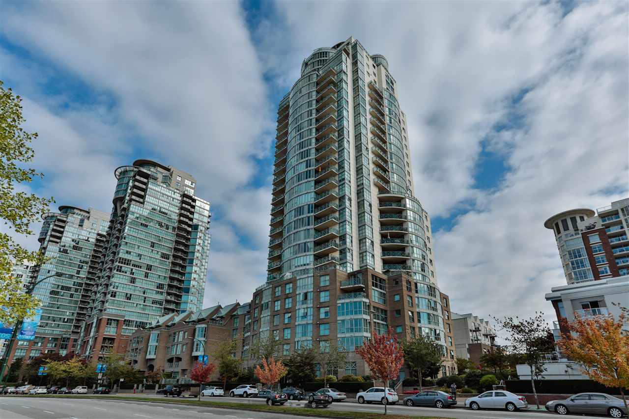Main Photo: 2302 1188 QUEBEC STREET in Vancouver: Mount Pleasant VE Condo for sale (Vancouver East) : MLS®# R2207829