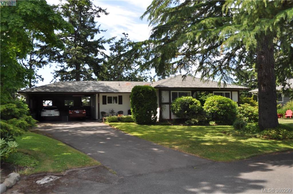 FEATURED LISTING: 1860 Ventura Way VICTORIA