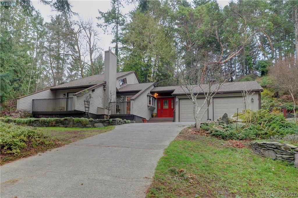 Main Photo: 10912 Boas Road in NORTH SAANICH: NS Curteis Point Single Family Detached for sale (North Saanich) : MLS® # 387587