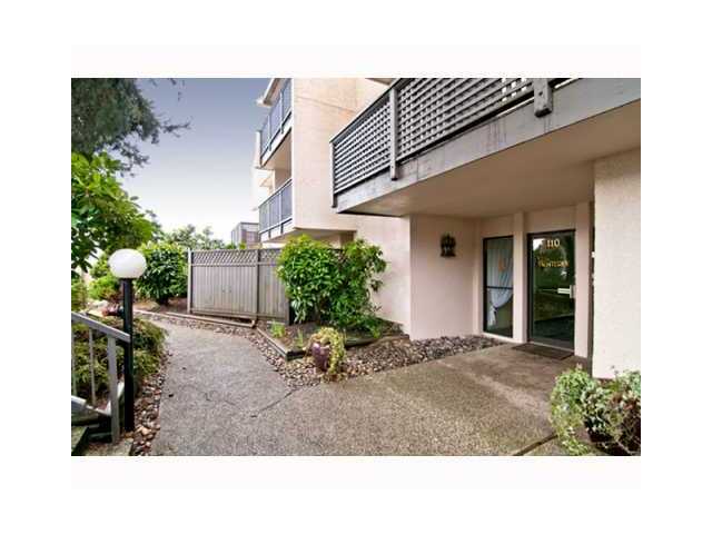 Main Photo: # 306 110 7 ST in New Westminster: Uptown NW Condo for sale in "VILLA MONTEREY" : MLS(r) # V929454