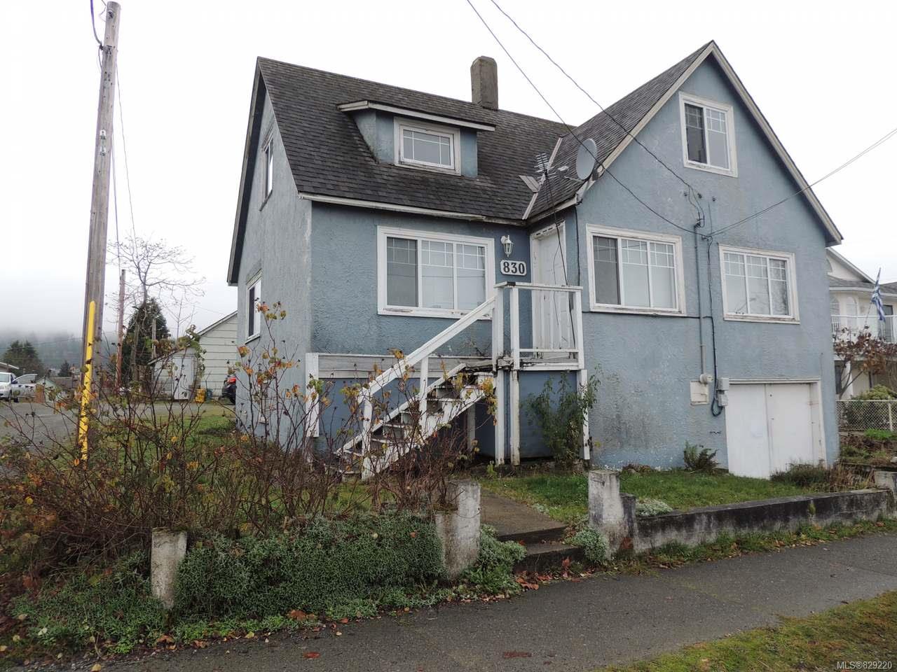 FEATURED LISTING: 830 4th Ave LADYSMITH