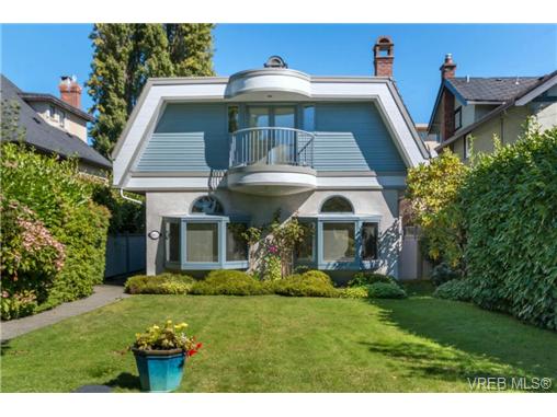 FEATURED LISTING: 1073 Deal Street VICTORIA