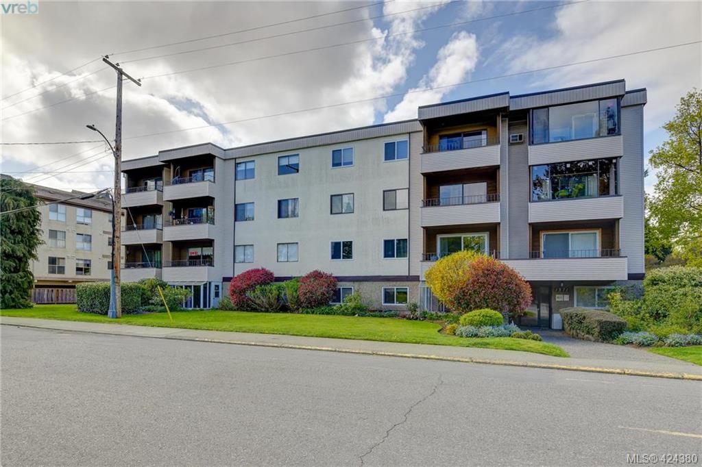 FEATURED LISTING: 106 - 1571 Mortimer St VICTORIA