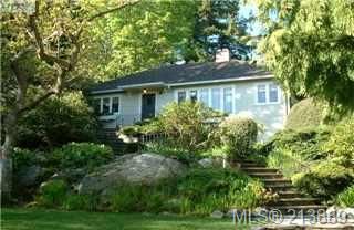 FEATURED LISTING: VICTORIA