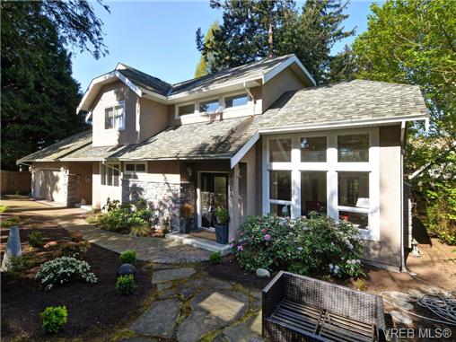 Main Photo: 4504 Limerick Lane in VICTORIA: SE Gordon Head Single Family Detached for sale (Saanich East) : MLS®# 349756