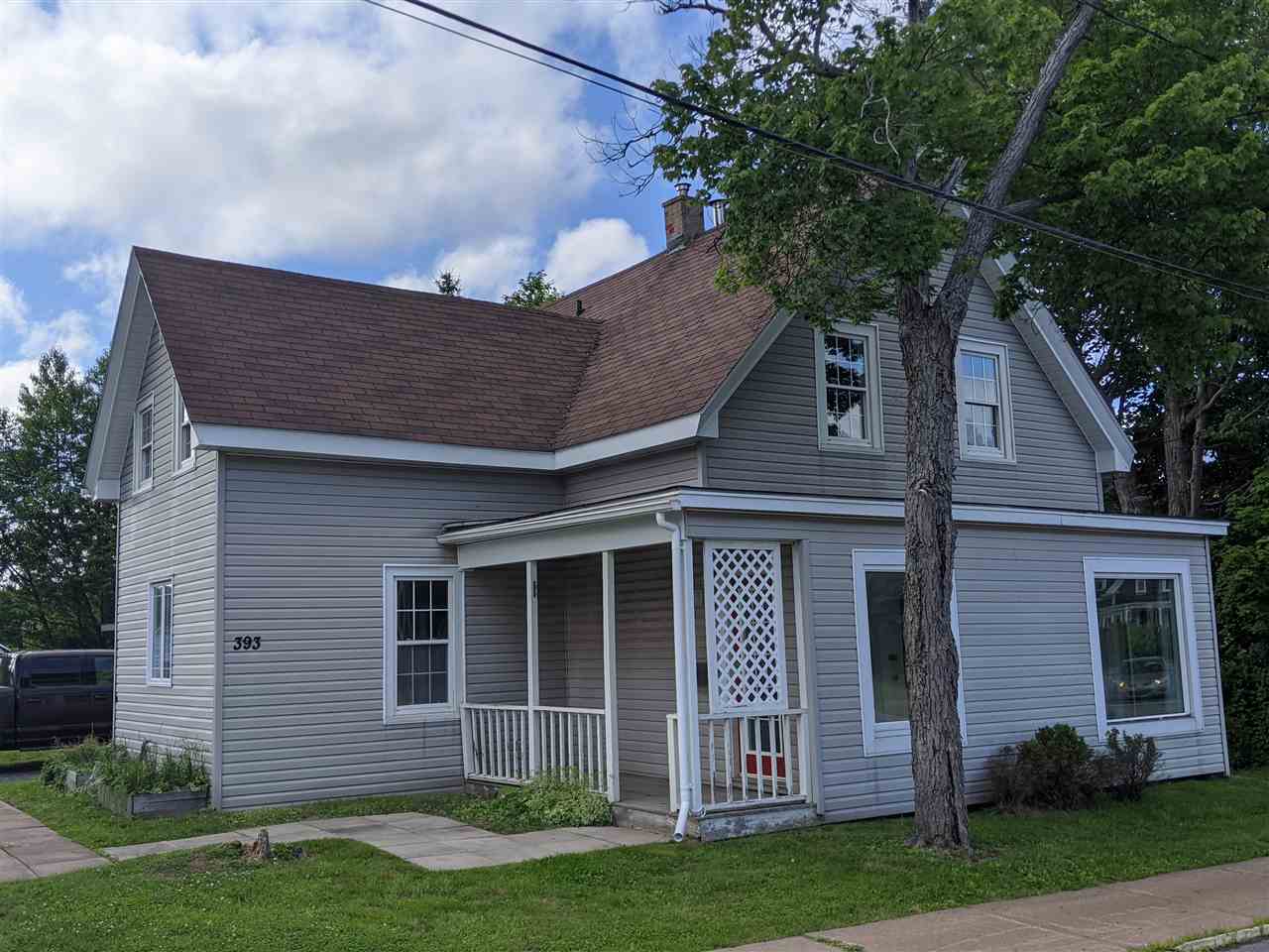 FEATURED LISTING: 393 Nelson Street New Glasgow