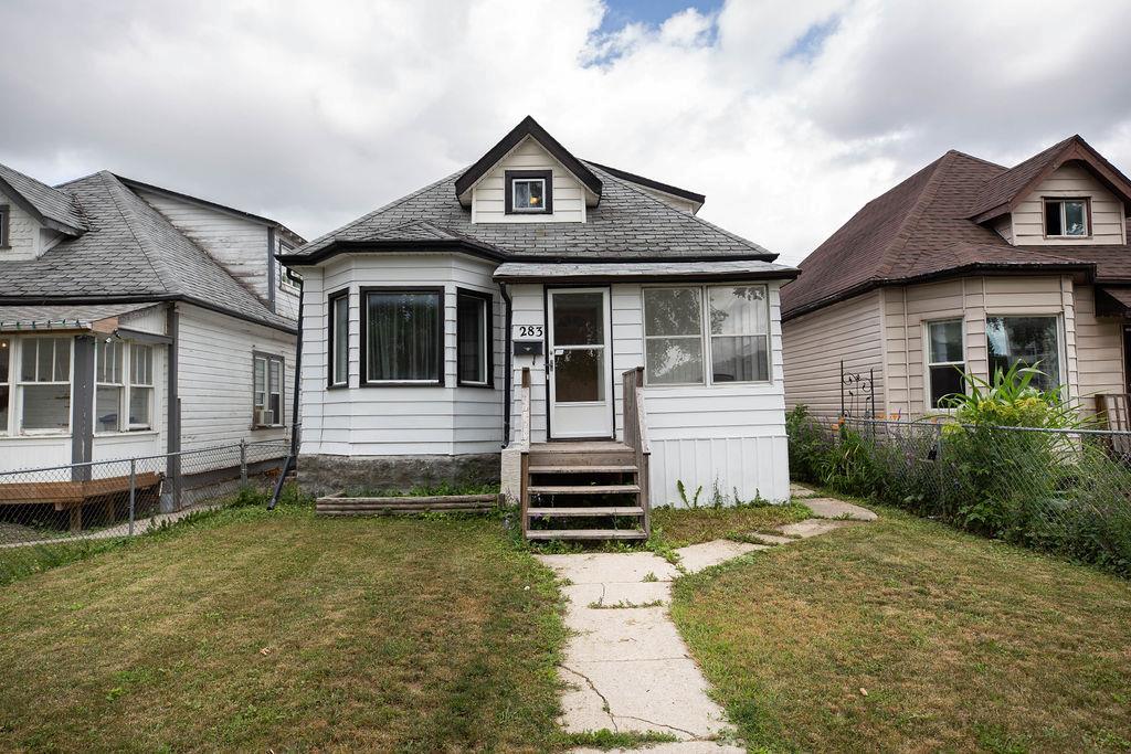 FEATURED LISTING: 283 Machray Avenue Winnipeg