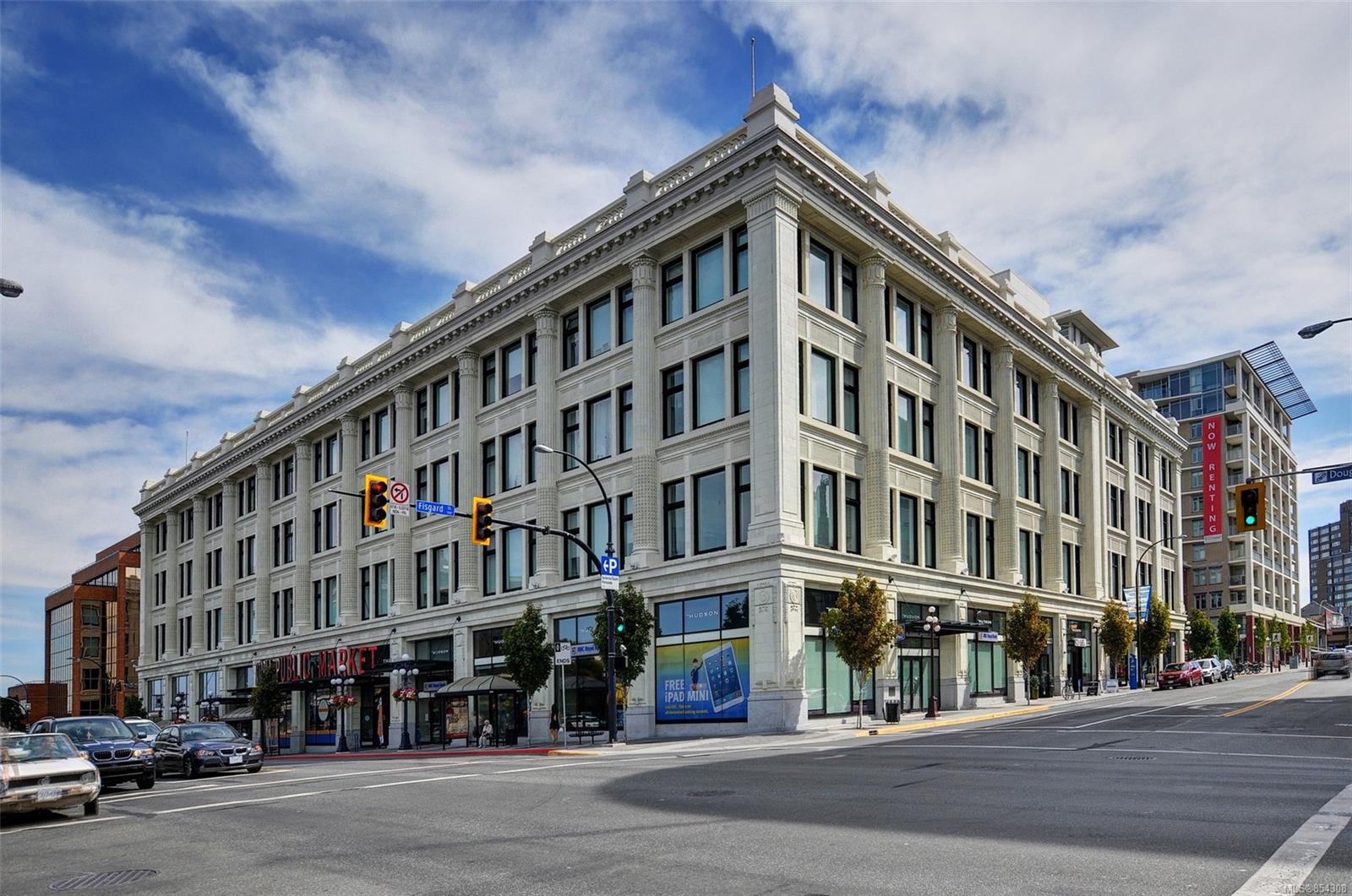 FEATURED LISTING: 310 - 770 Fisgard St