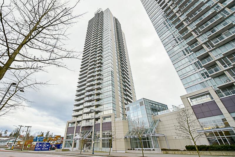 Main Photo: 1905 9981 WHALLEY BOULEVARD in Surrey: Whalley Condo for sale (North Surrey) : MLS®# R2159596