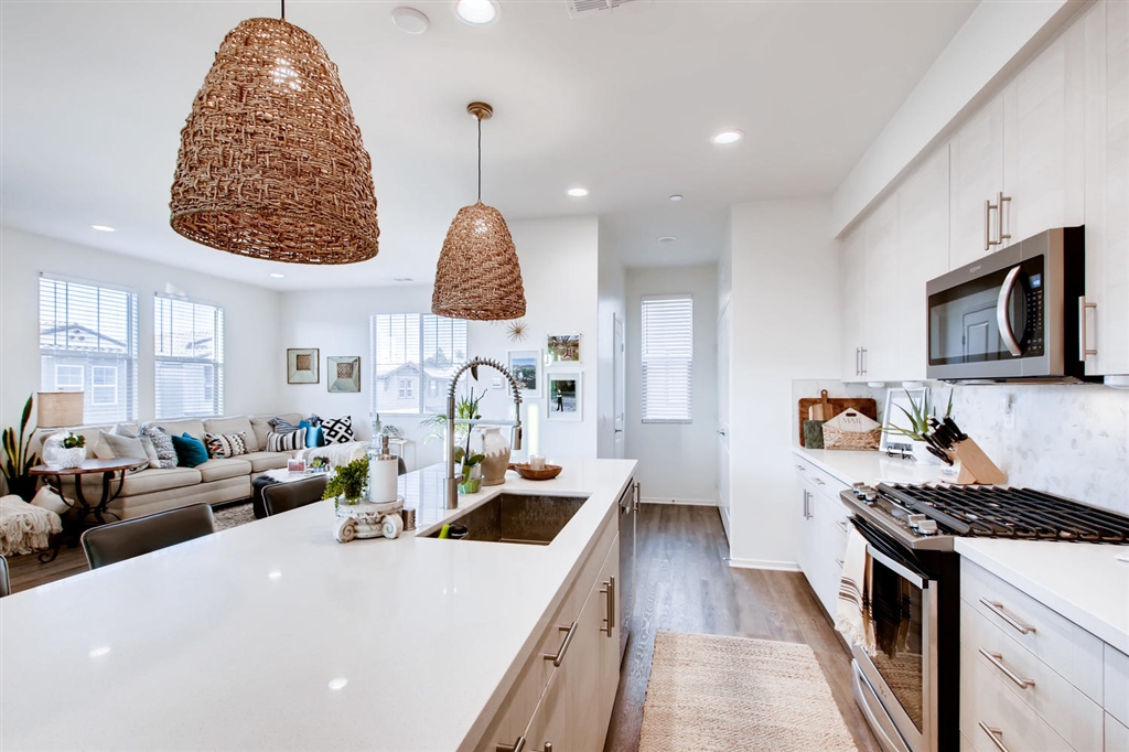 FEATURED LISTING: 1305 Via Lucero Oceanside