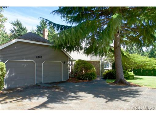 Main Photo: 4787 Amblewood Drive in VICTORIA: SE Cordova Bay Single Family Detached for sale (Saanich East) : MLS®# 354327