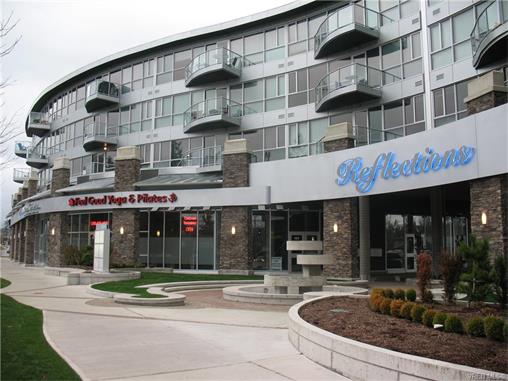 Main Photo: 301 2745 Veterans Memorial Parkway in VICTORIA: La Mill Hill Condo Apartment for sale (Langford) : MLS®# 373403