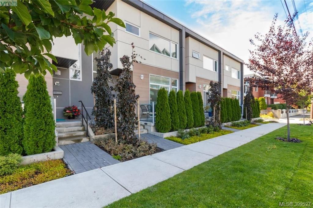 FEATURED LISTING: 3 - 21 Ontario St VICTORIA