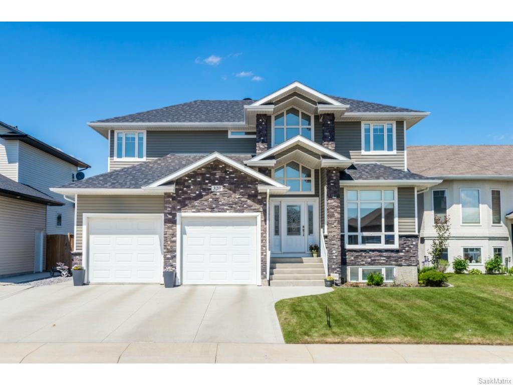Main Photo: 320 Nicklaus Drive in Warman: Residential for sale : MLS®# SK613174