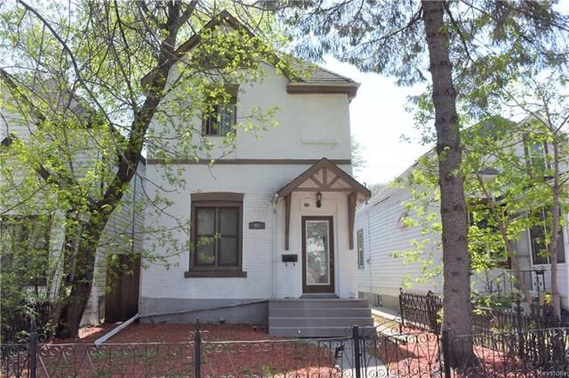 Main Photo: 98 Inkster Boulevard in Winnipeg: Scotia Heights Residential for sale (4D) : MLS®# 1812489