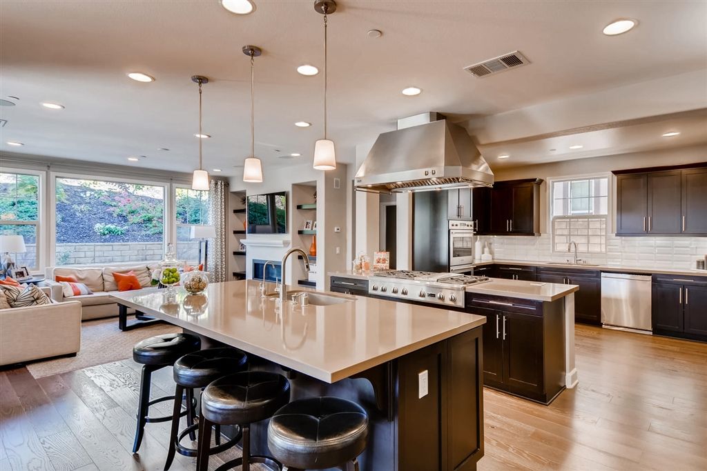 FEATURED LISTING: 6698 Monterra Trl San Diego