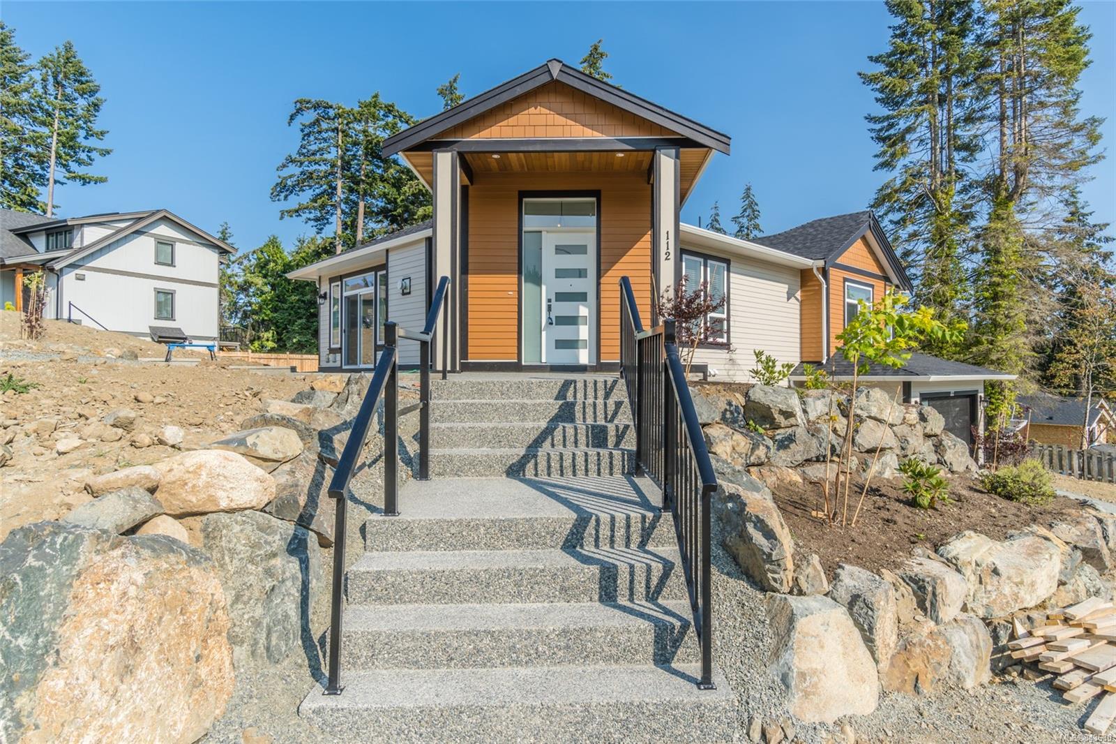 FEATURED LISTING: 112 Golden Oaks Cres NANAIMO