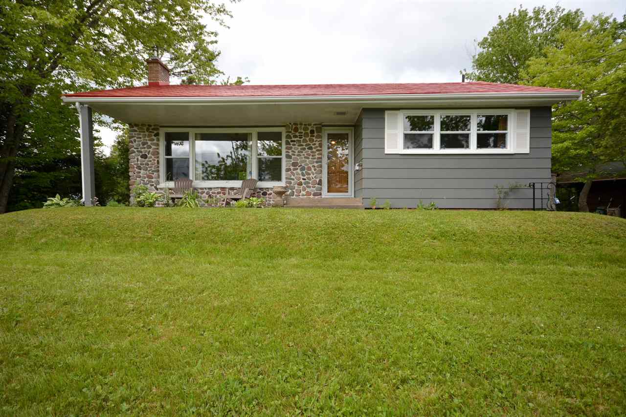 Main Photo: 454 PONDEROSA Drive in Lake Echo: 31-Lawrencetown, Lake Echo, Porters Lake Residential for sale (Halifax-Dartmouth) : MLS®# 201613080
