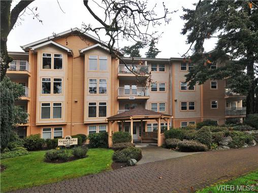 Main Photo: 104 606 Goldstream Avenue in VICTORIA: La Fairway Condo Apartment for sale (Langford) : MLS®# 344553